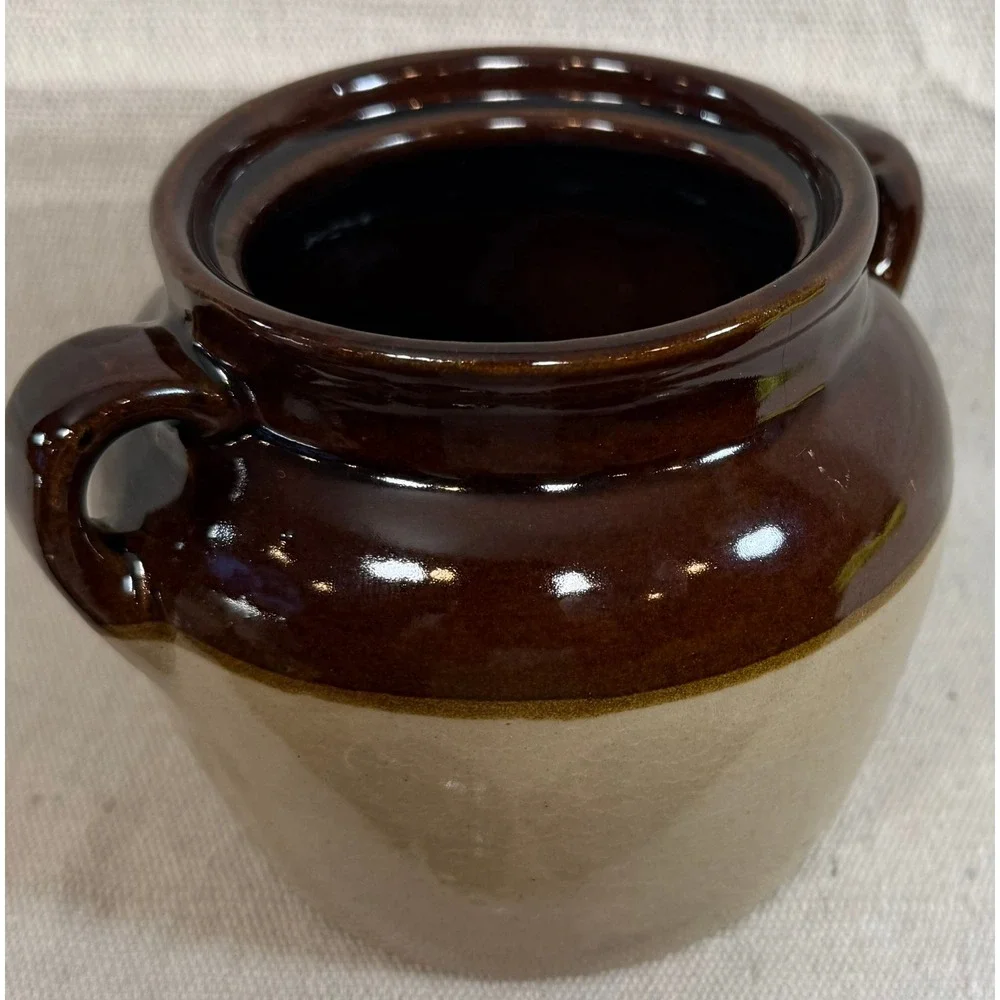Western Stoneware Maple Leaf Bean Pot Vintage Brown Tan Two Tone Crock 4in